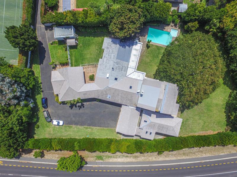 4 Bedroom Property for Sale in Constantia Western Cape